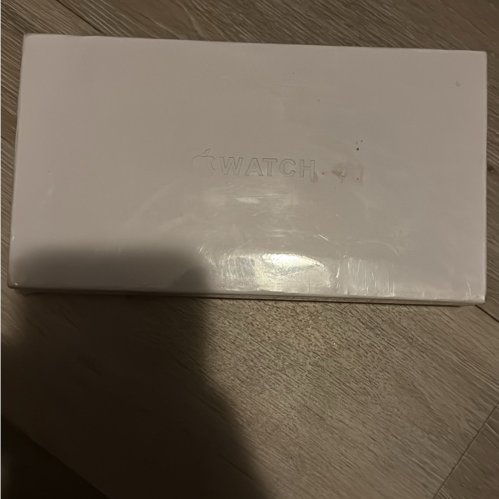 Apple Watch Packaging in White